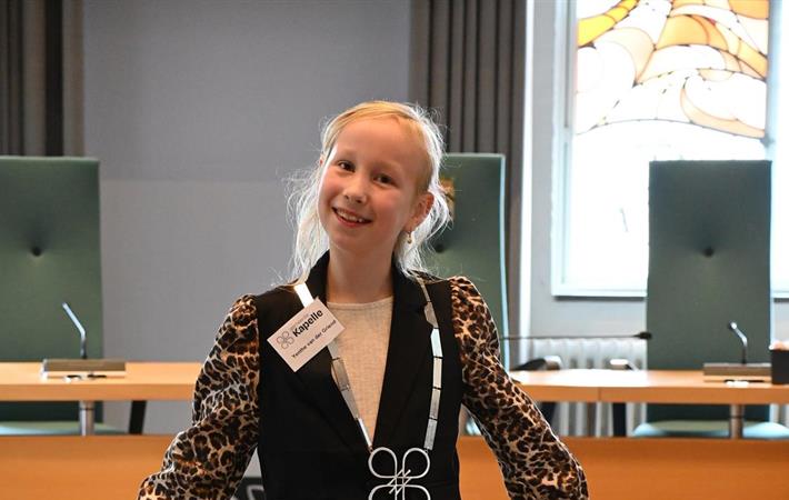 Yenthe van der Griend nieuwe kinderburgemeester van de gemeente Kapelle